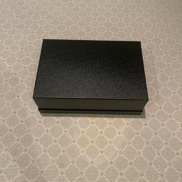Authentic CHANEL Box - Picture 7 of 8